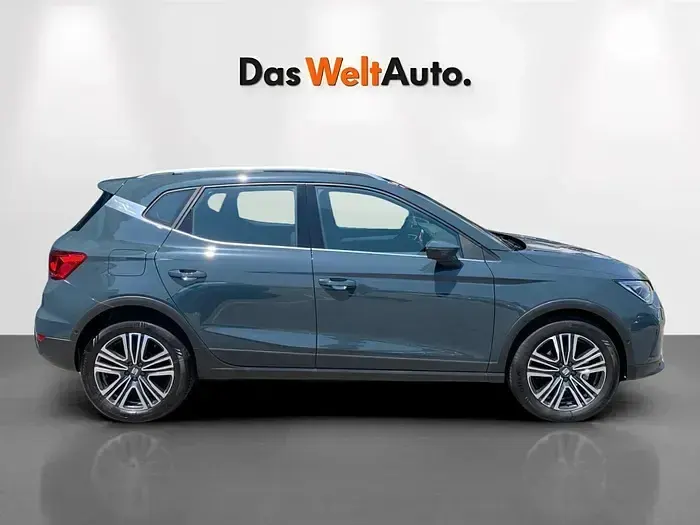 Usado Seat Arona FR 115 CV (84 kW) 2025 Azul SUV