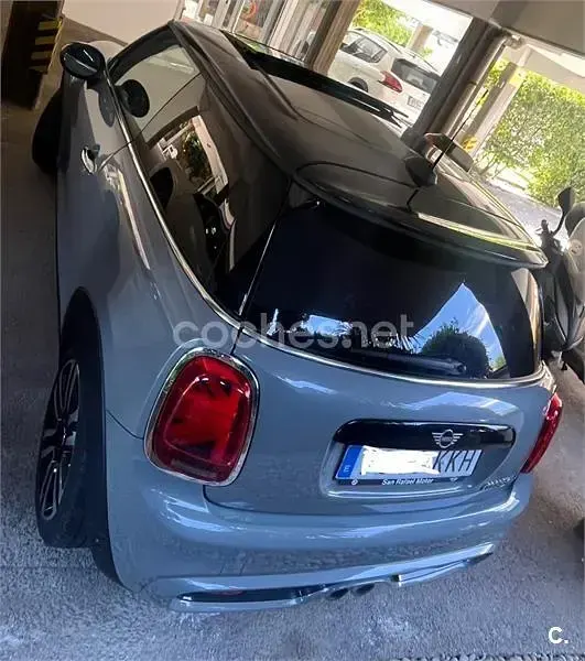Usado Mini Cooper S 192 CV (141 kW) 2018 Gris / plata Utilitario