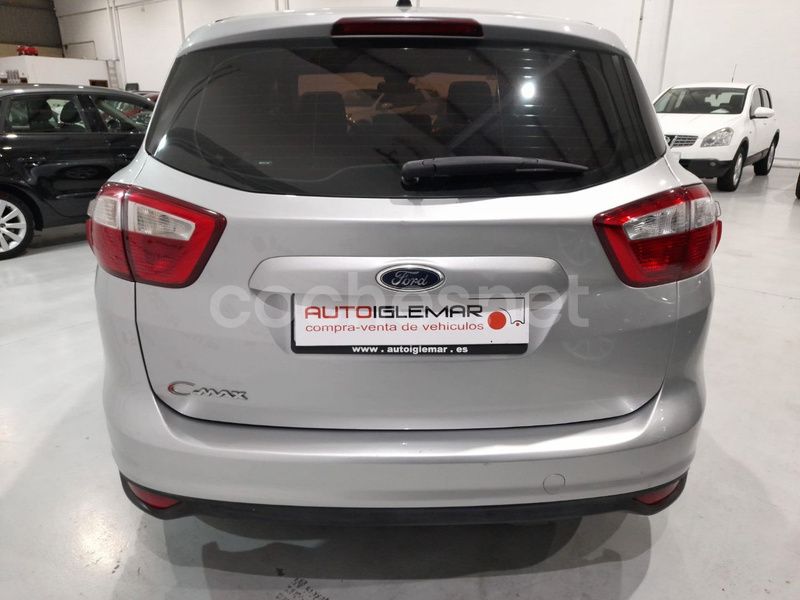 Usado Ford C-MAX Trend 115 CV (84 kW) 2013 Gris / plata Monovolumen