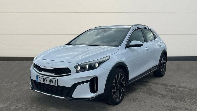 Usado Kia XCeed 100 CV (73 kW) 2024 Blanco SUV