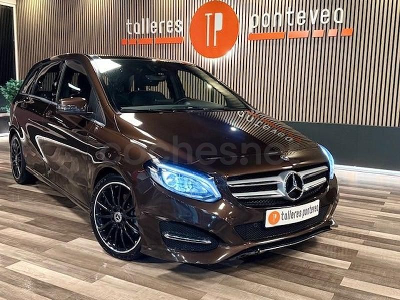 Usado Mercedes B200 136 CV (100 kW) 2019 Marrón Monovolumen