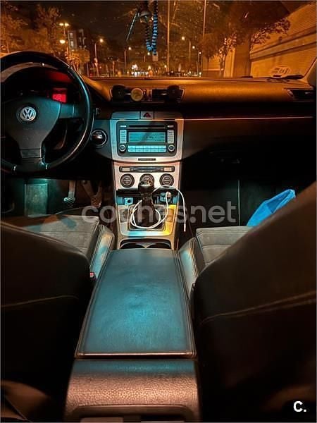 Gris / plata Usado 2007 VW Passat Individual Berlina | 5700 € (Precio justo) - Imagen 1/4