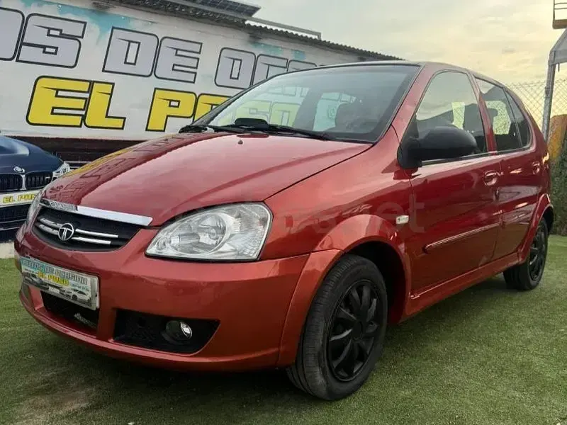 Usado Tata Indica 85 CV (62 kW) 2011 Granate Berlina