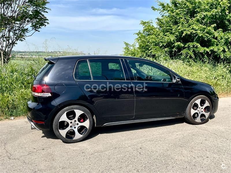 Usado VW Golf VI GTI 210 CV (154 kW) 2009 Negro Utilitario