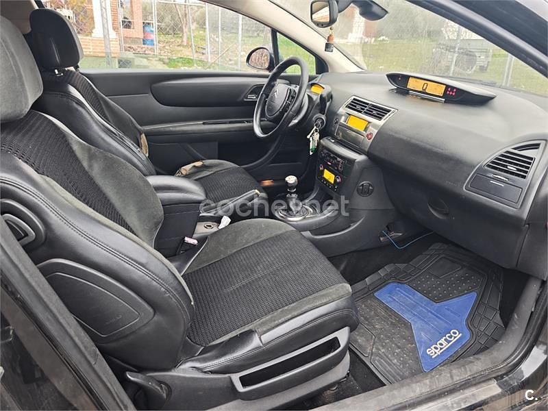 Usado Citroën C4 138 CV (101 kW) 2007 Negro Berlina