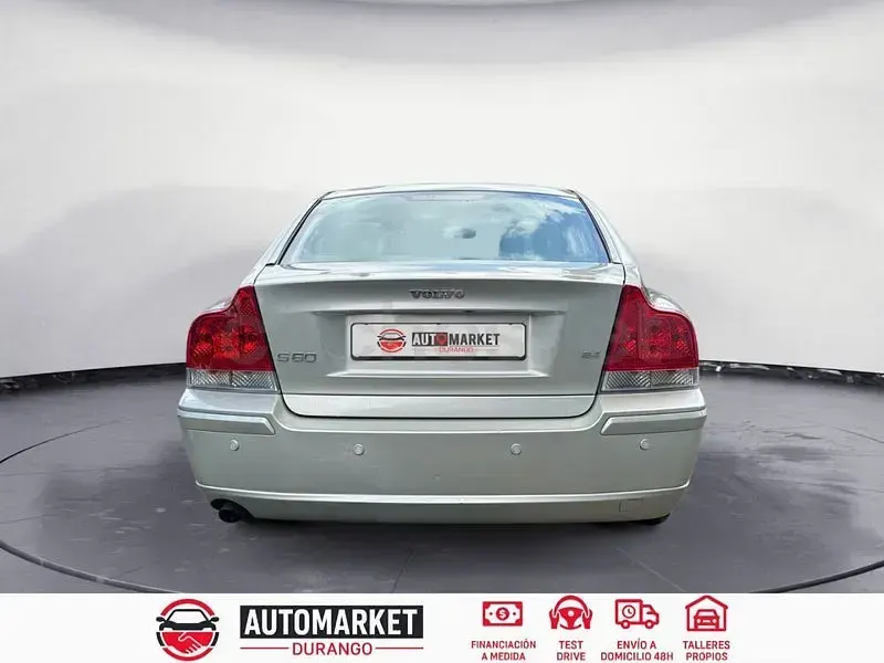 Usado Volvo S60 Momentum 170 CV (125 kW) 2005 Verde Berlina