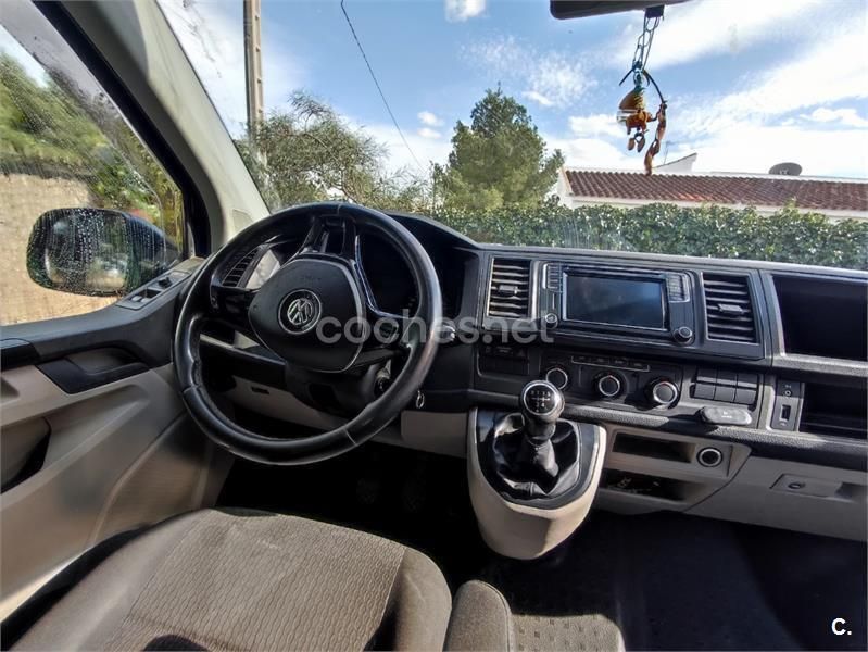 Azul Usado 2017 VW Caravelle Trendline Monovolumen | 23.000 € (Buen precio) - Imagen 1/4