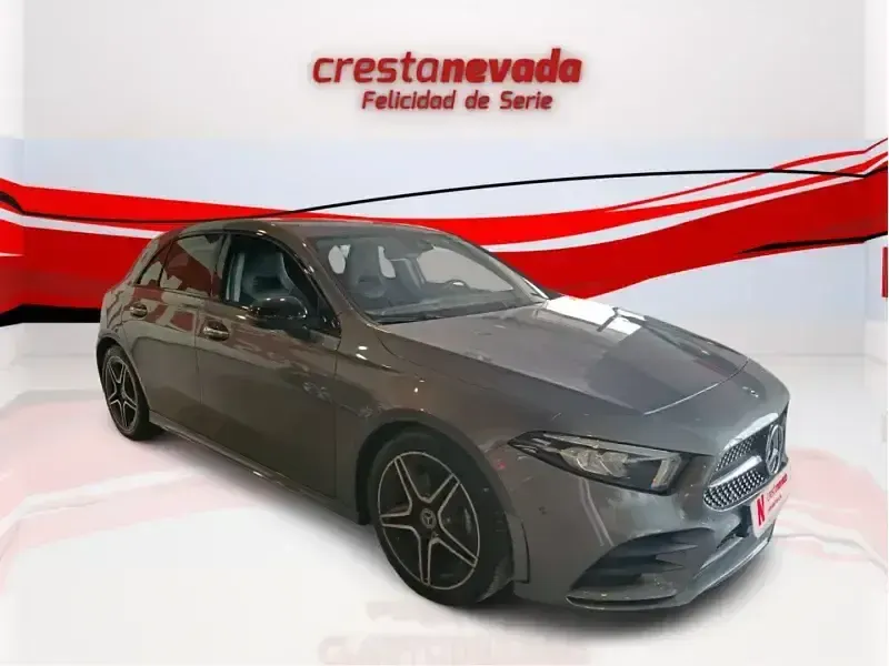 Usado Mercedes A200 163 CV (119 kW) 2021 Gris Utilitario