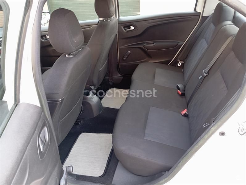 Usado Citroën C-Elysee I Seduction 92 CV (67 kW) 2014 Blanco Berlina