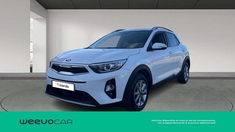Usado Kia Stonic 84 CV (61 kW) 2017 Blanco SUV