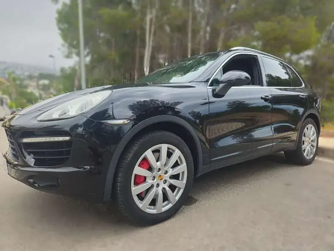 Usado Porsche Cayenne Turbo 500 CV (367 kW) 2011 Negro SUV