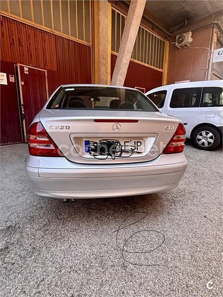 Usado Mercedes C220 Sport Edition 150 CV (110 kW) 2006 Gris / plata Berlina