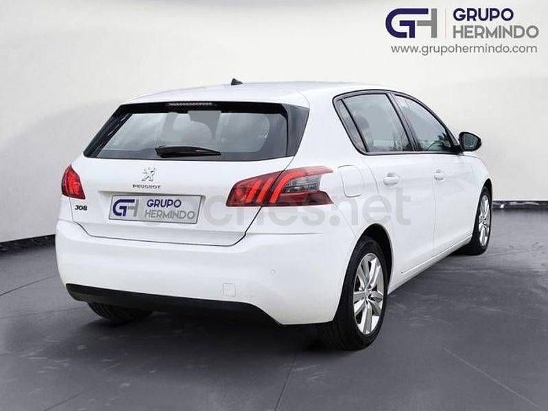 Usado Peugeot 308 Active 130 CV (95 kW) 2022 Blanco Berlina