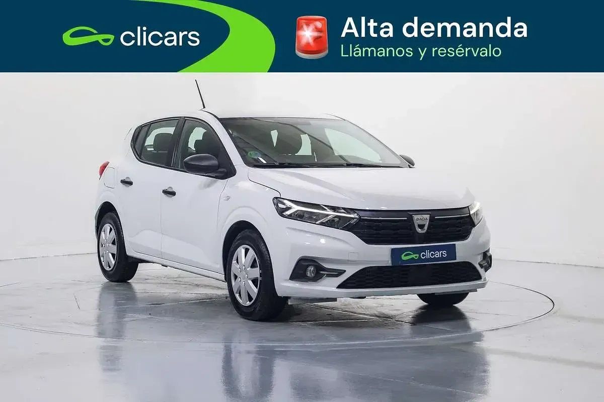 Usado Dacia Sandero Essentiel 101 HP (74 kW) 2022 Branco Citadino