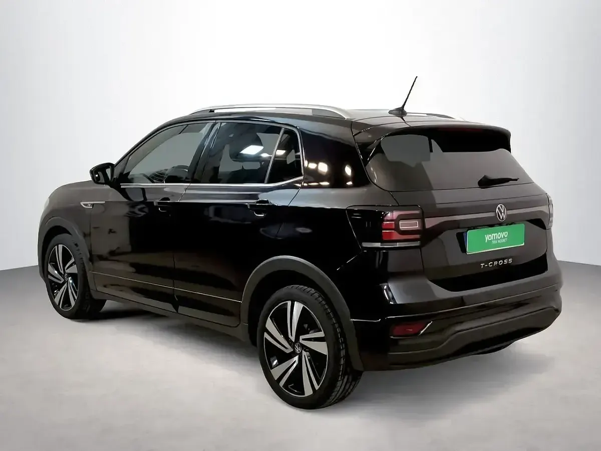 Usado VW T-Cross Sport 110 CV (80 kW) 2022 Negro SUV