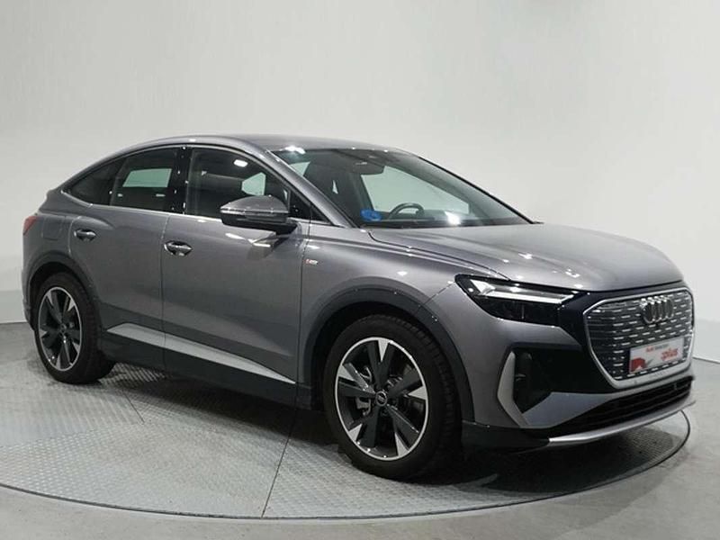 Usado Audi Q4 Sportback e-tron Advanced Plus 210 kW (286 CV) 2025 Plateado SUV