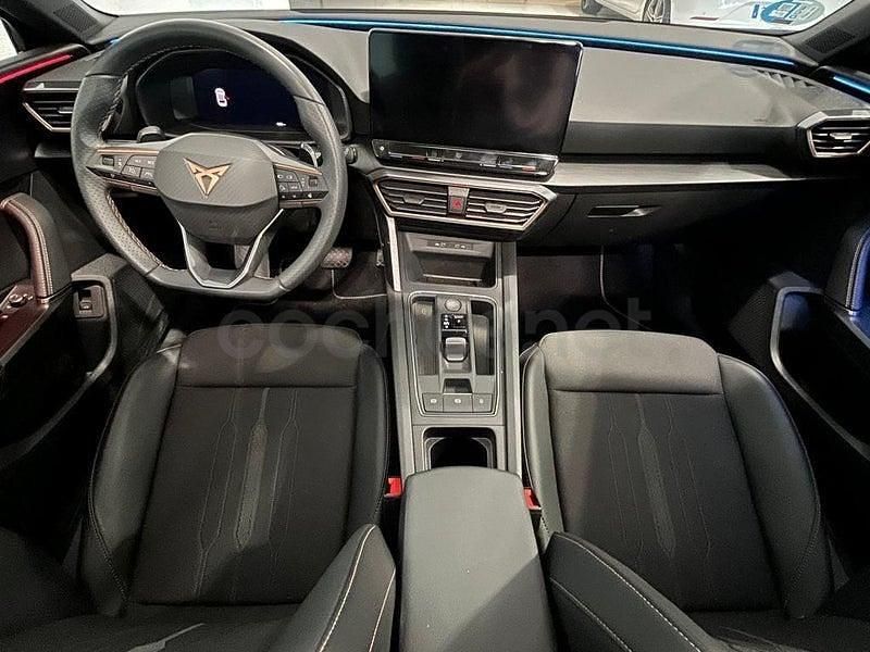 Usado Cupra Leon 150 CV (110 kW) 2024 Negro Familiar