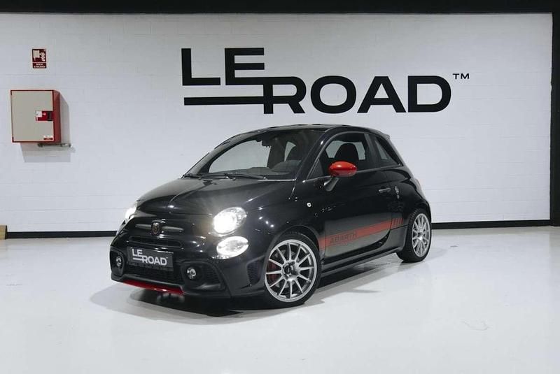Negro Usado 2020 Abarth 595 Competizione Utilitario | 22.990 € (Un poco caro) - Imagen 1/4