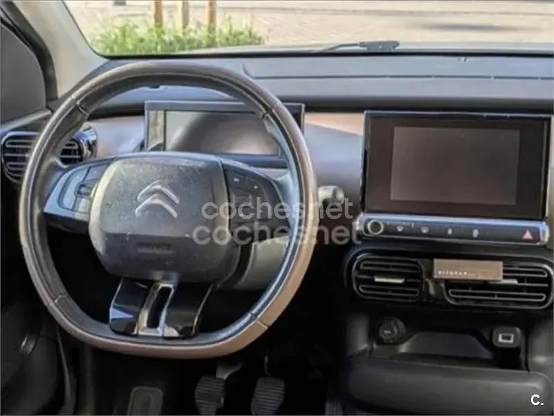 Usado Citroën C4 Shine 100 CV (73 kW) 2016 Blanco Berlina