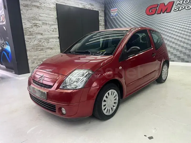 Usado Citroën C2 75 CV (55 kW) 2008 Granate Utilitario