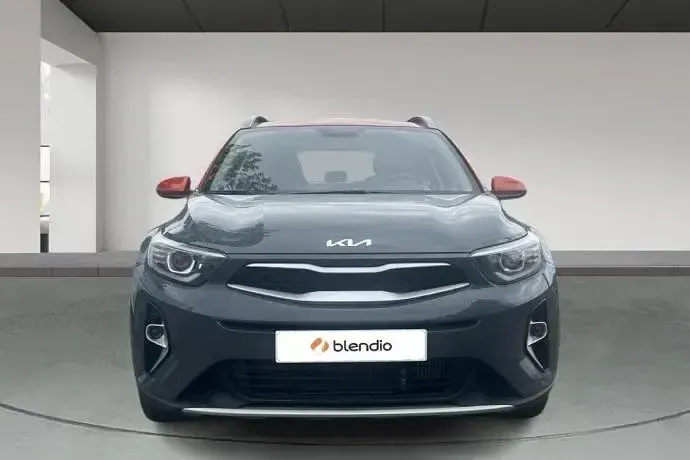 Usado Kia Stonic 100 CV (73 kW) 2023 SUV
