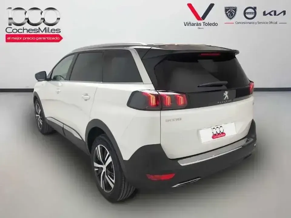 Usado Peugeot 5008 GT 130 CV (95 kW) 2023 Blanco SUV
