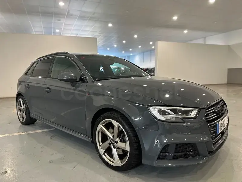 Usado Audi A3 S-line plus 190 CV (139 kW) 2016 Gris / plata Berlina