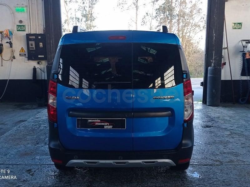 Usado Dacia Dokker 90 CV (66 kW) 2018 Azul Monovolumen