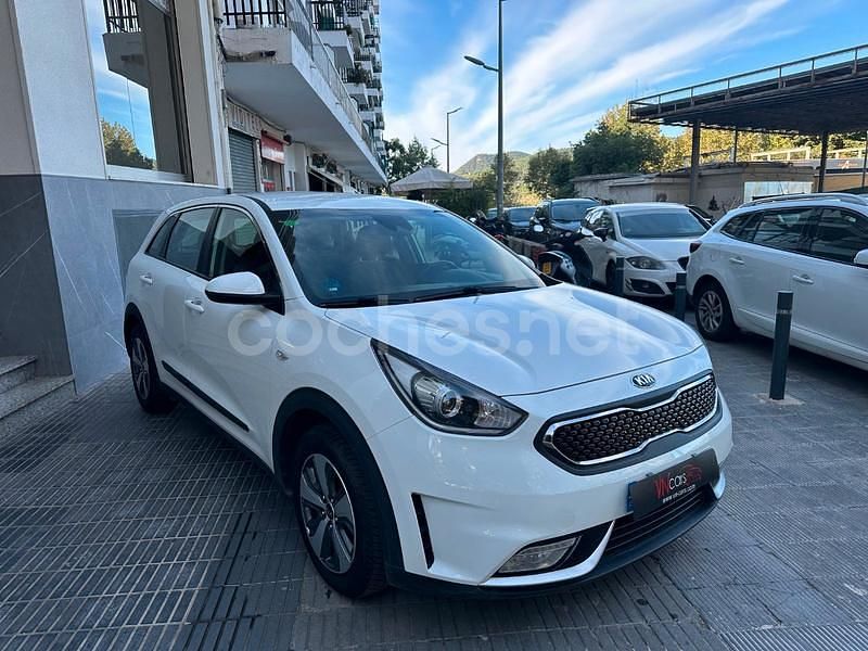 Usado Kia Niro 141 CV (103 kW) 2019 Blanco SUV