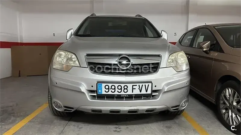 Usado Opel Antara Enjoy 140 CV (102 kW) 2007 Gris / plata SUV