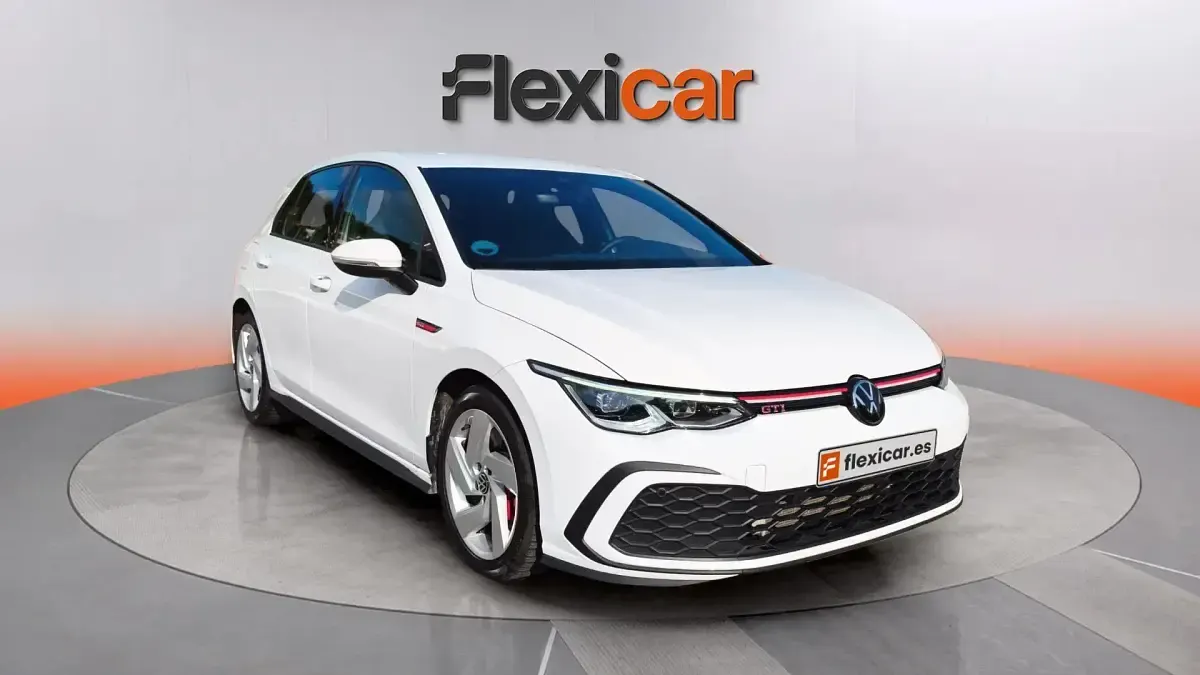 Usado VW Golf VIII GTI 245 CV (180 kW) 2024 Berlina