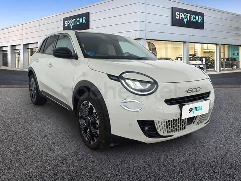 Usado Fiat 600 La Prima 100 CV (73 kW) 2024 Blanco SUV