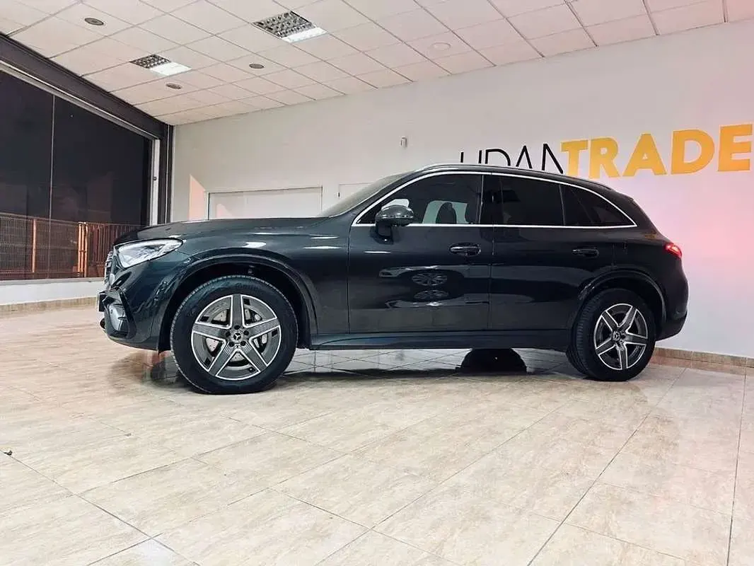 Usado Mercedes GLC300e 333 CV (244 kW) 2023 Gris SUV