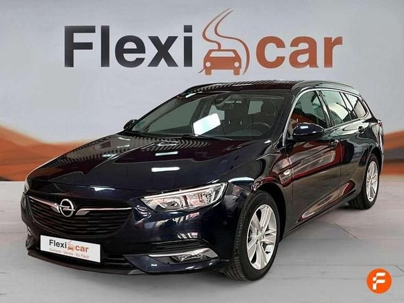 Usado Opel Insignia Selective 136 CV (100 kW) 2018 Negro Familiar