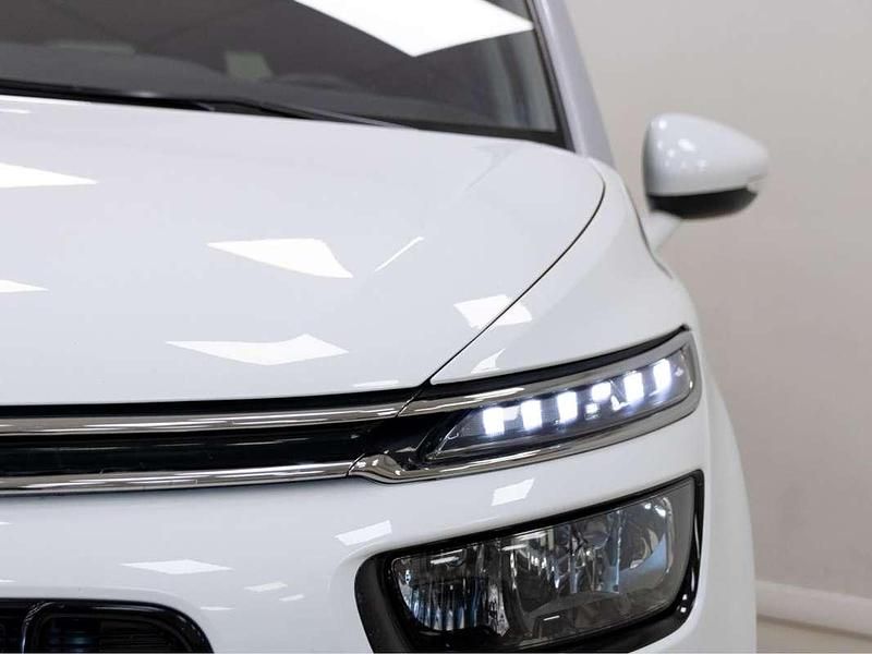 Usado Citroën Grand C4 Picasso Shine 120 CV (88 kW) 2018 Blanco Monovolumen