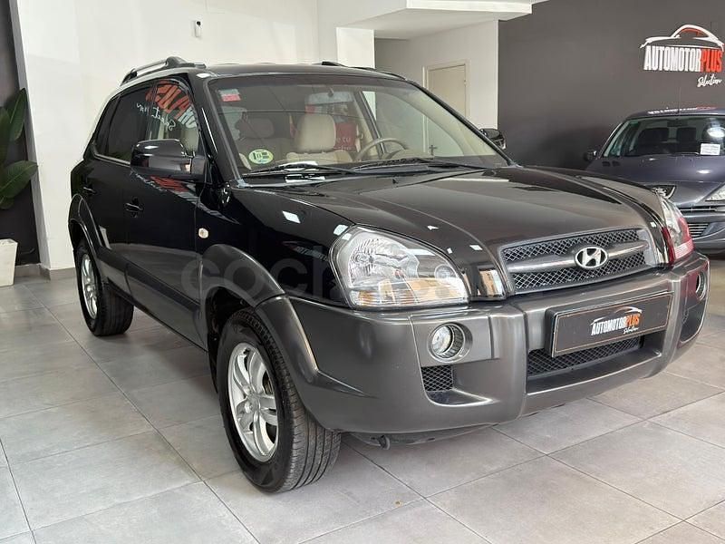 Usado Hyundai Tucson Comfort 140 CV (102 kW) 2010 Negro SUV