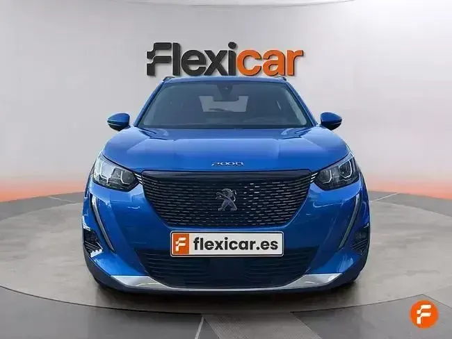 Usado Peugeot 2008 Allure 130 CV (95 kW) 2021 Azul SUV