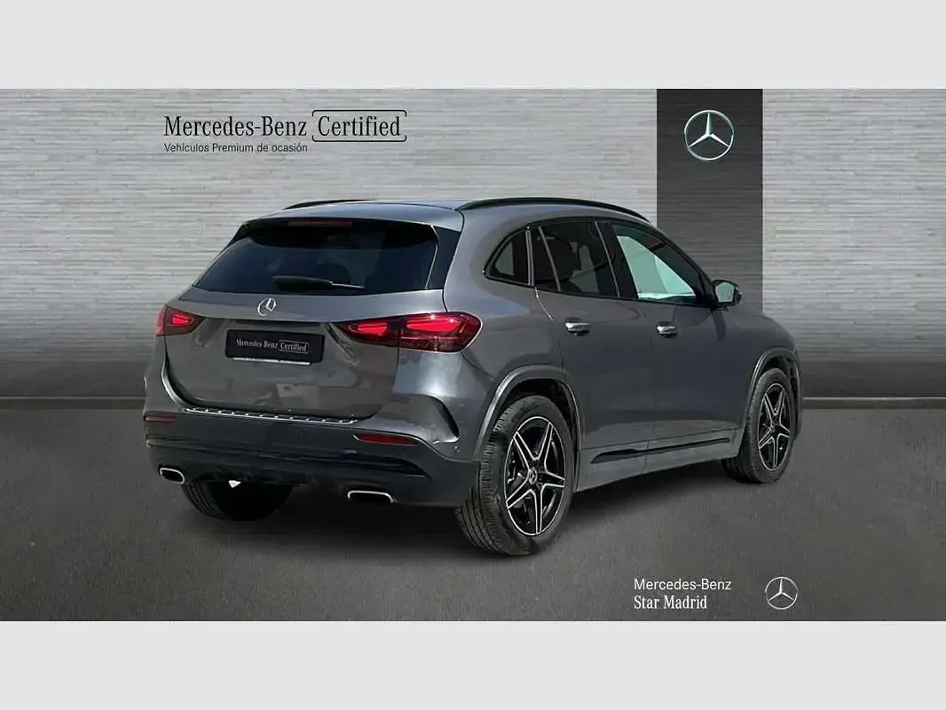 Usado Mercedes GLA200 150 CV (110 kW) 2025 SUV