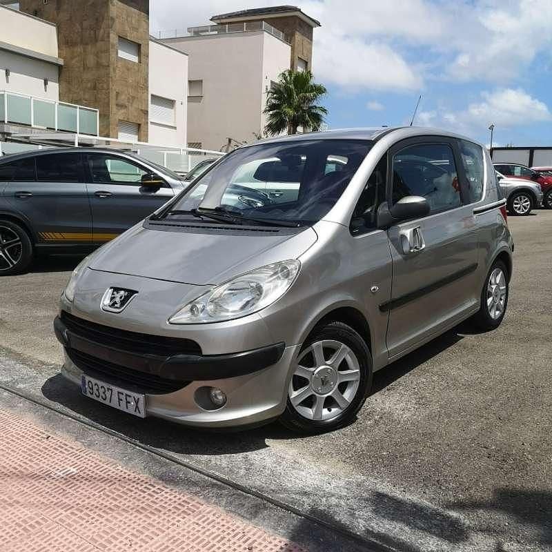 Usado Peugeot 1007 75 CV (55 kW) 2006 Gris Monovolumen