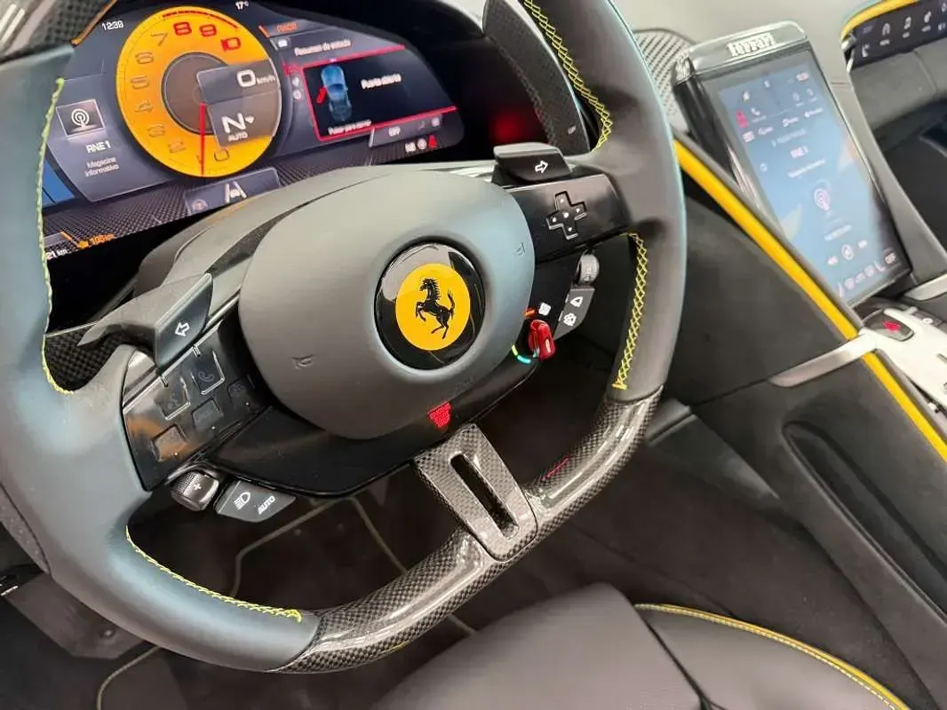 Nuevo Ferrari Roma 620 CV (456 kW) 2026 Rojo Coupe