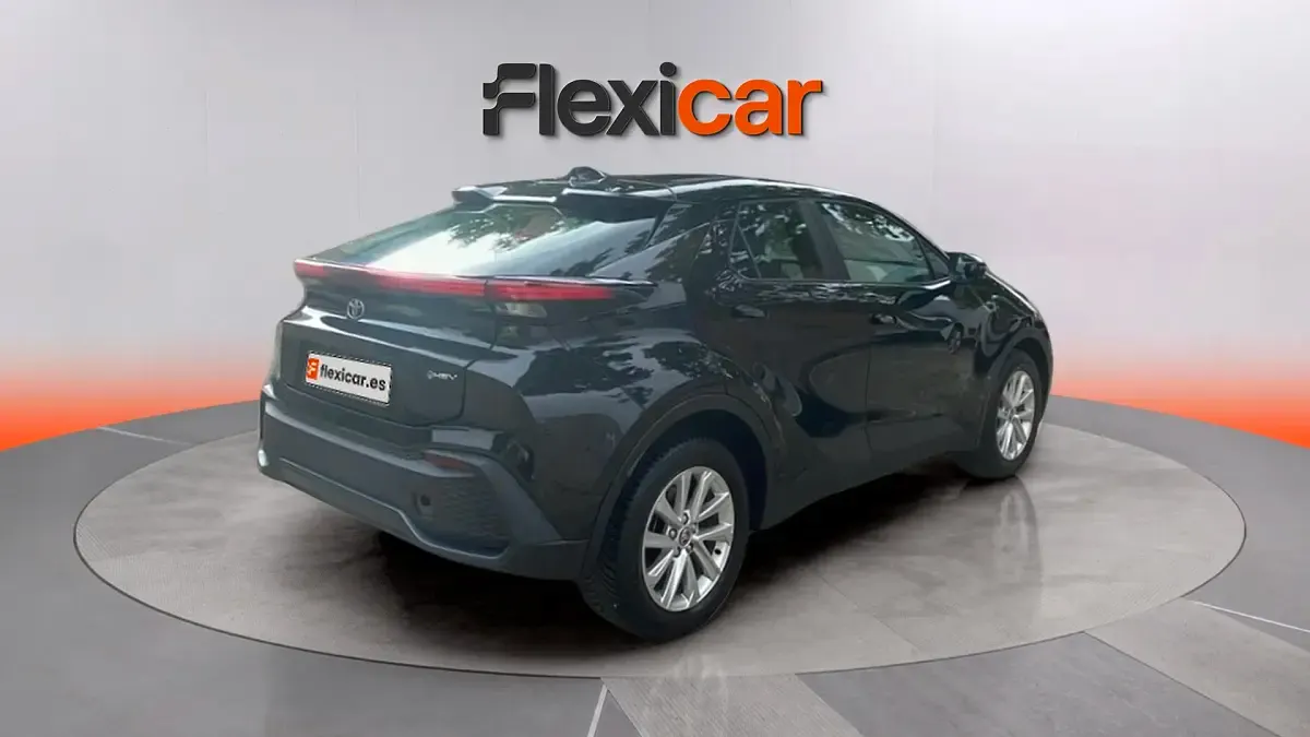 Usado Toyota C-HR Active 140 CV (102 kW) 2024 Negro SUV