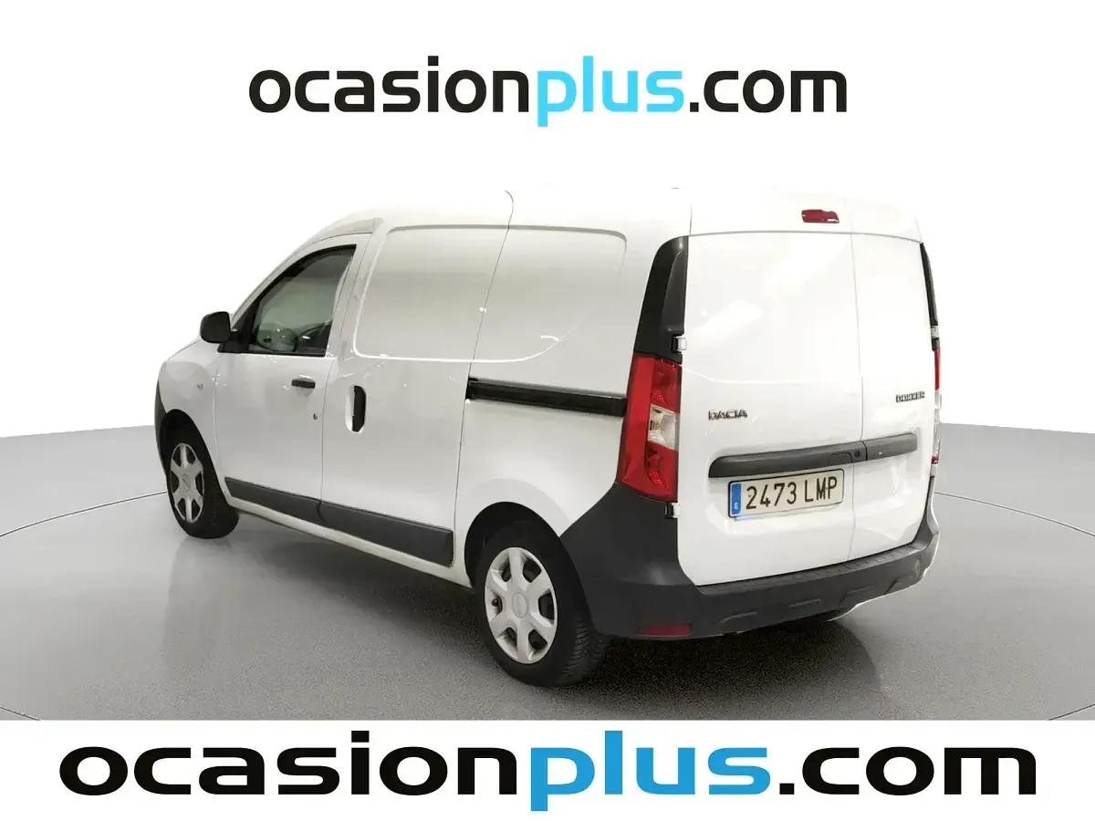 Usado Dacia Dokker Essentiel 109 CV (80 kW) 2021 Blanco Monovolumen