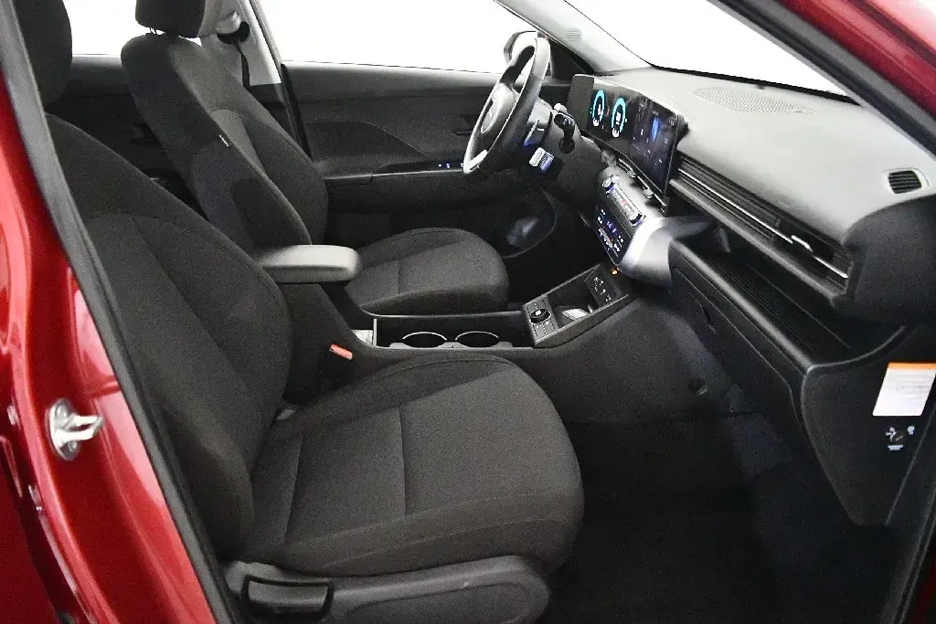 Usado Hyundai Kona 129 CV (94 kW) 2025 Granate SUV