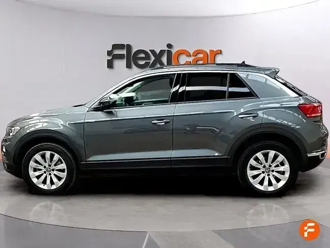 Usado VW T-Roc Advance 150 CV (110 kW) 2021 Amarillo SUV