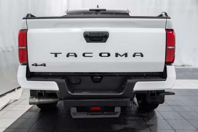 Usado Toyota Tacoma 2024 Blanco Pickup/Camioneta