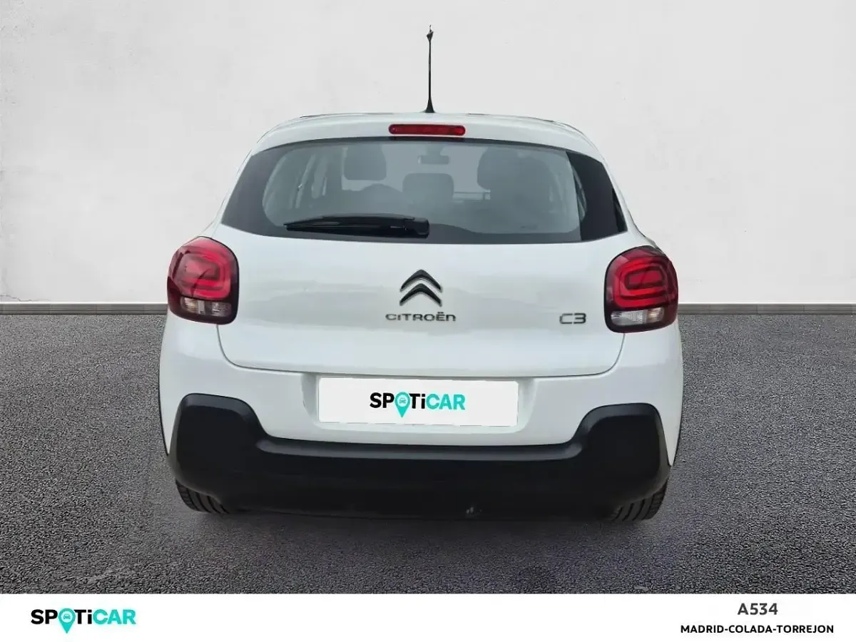 Usado Citroën C3 Feel 102 CV (75 kW) 2022 Blanco Utilitario