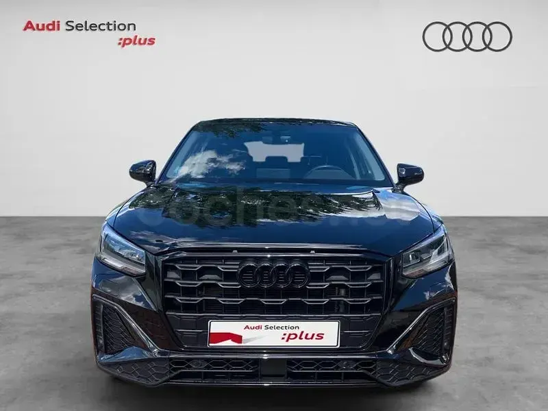 Usado Audi Q2 Comfort 150 CV (110 kW) 2022 Negro SUV