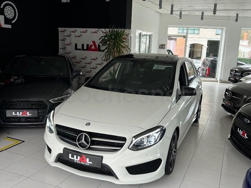 Usado Mercedes B200 AMG line 136 CV (100 kW) 2014 Blanco Utilitario
