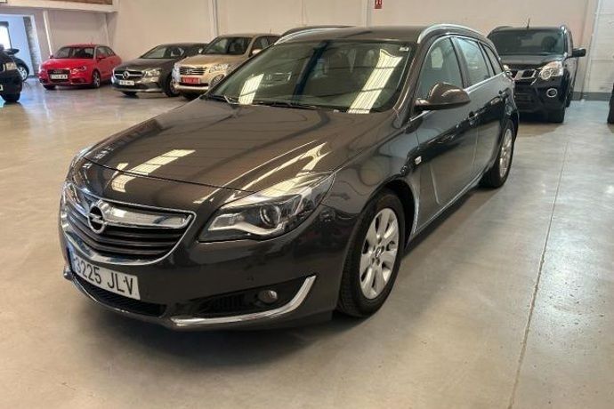 Usado Opel Insignia Cosmo 101 CV (74 kW) 2016 Gris Berlina