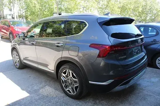 Usado Hyundai Santa Fe Style 265 CV (194 kW) 2024 Gris SUV